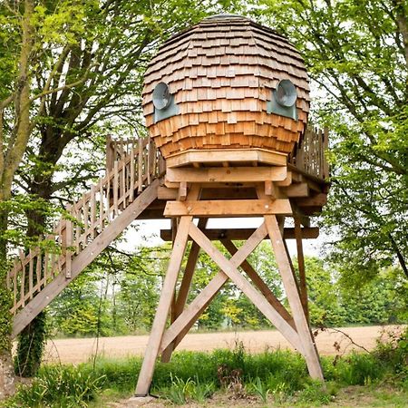 La Ville Es Renais - Ferme Et Maison D'Hotes Insolite إيركي المظهر الخارجي الصورة
