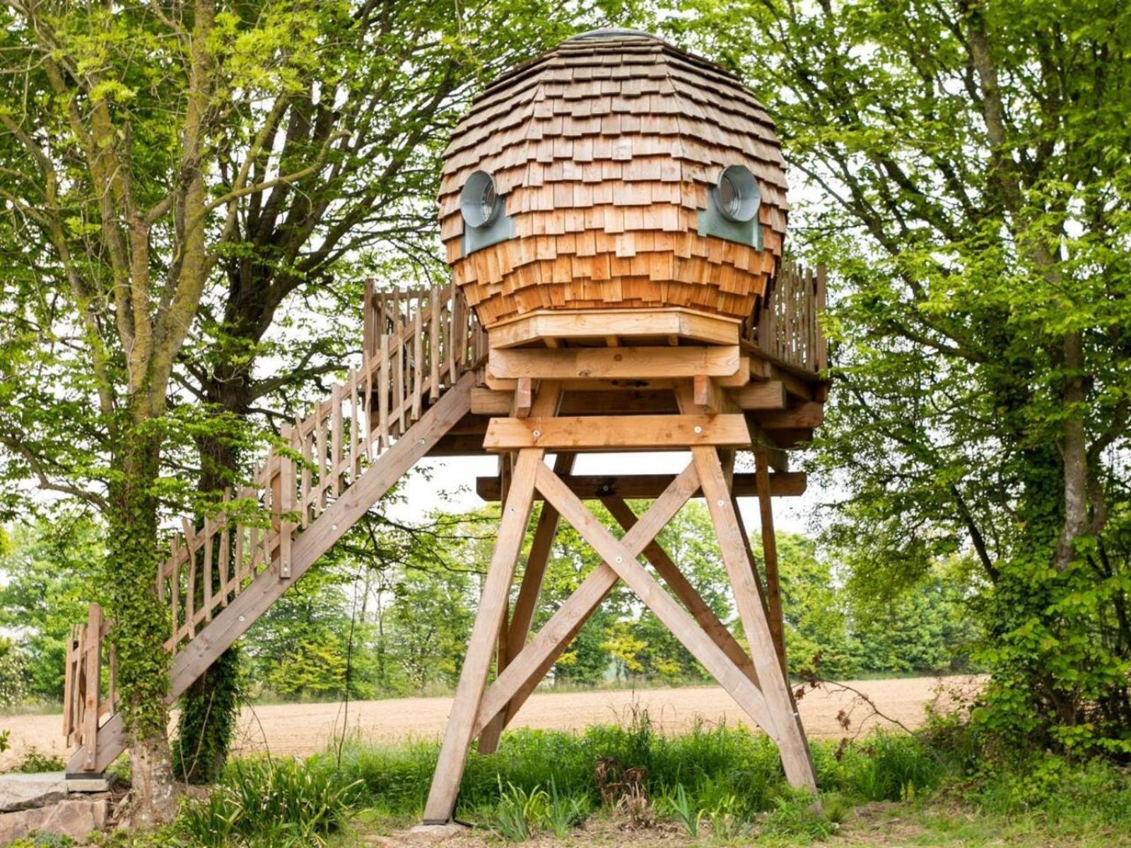 La Ville Es Renais - Ferme Et Maison D'Hotes Insolite إيركي المظهر الخارجي الصورة